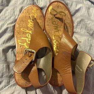 Sam Edelman Talullah buckle sandal. 1” heel. Size 6